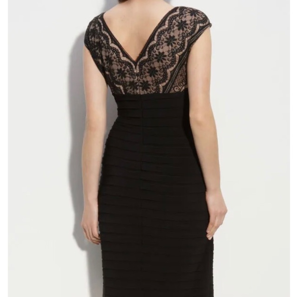 LBD Adrianna Papelli lace bodice tired cocktail dress Sz 12 Sofia Loren - Picture 3 of 10